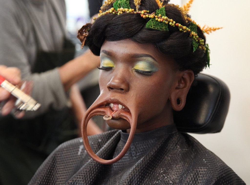 4 Mind Blowing Secrets Behind The Makeup In Black Panther E Online